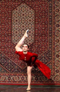 Albina Rahmatullina (solo tapet) - HNK Split, Citadela, kor. Gagik Ismailian, 1999., foto: Ante Verzotti