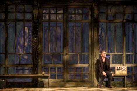 Jaunais Rīgas teātris, Riga, Latvija i Baryshnikov Productions, New York, SAD: Brodski / Barišnjikov, red. Alvis Hermanis, foto: Jānis Deinats