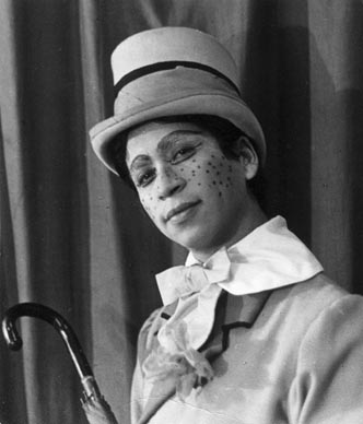 Carlos Araya kao Alain u baletu Vragolasta djevojka, Čile, 1969.