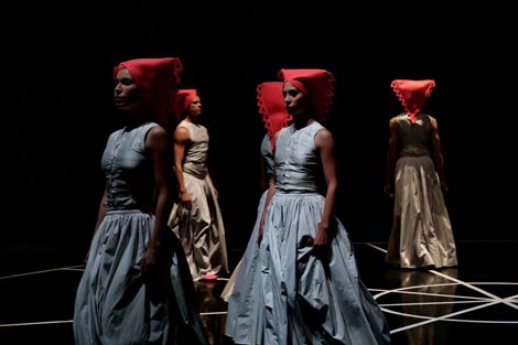 Balet Hrvatskog narodnog kazališta Ivana pl. Zajca, Rijeka: Čipka, koreografkinja Maša Kolar, skladateljica Tena Novak Vincek, foto: © Fanni Tutek Hajnal