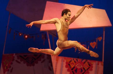 Hrvatsko narodno kazalište Split: Fran Lhotka, Đavo u selu, kor. Pia i Pino Mlakar, kor. prenijeli Ljiljana Gvozdenović i Dinko Bogdanić