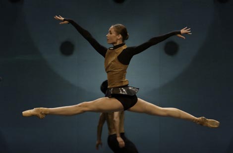 Hrvatsko narodno kazalište Split: Patterns, kor. Saša Evtimova