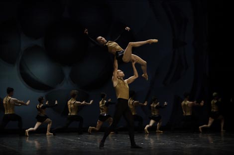 Hrvatsko narodno kazalište Split: Patterns, kor. Saša Evtimova