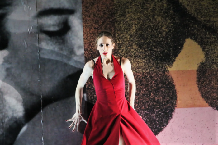 Iva Vitić Gameiro (Emma Bovary), Gustave Flaubert, <em>Gospođa Bovary</em>, kor. i red. Valentina Turcu, HNK u Zagrebu, 2022.