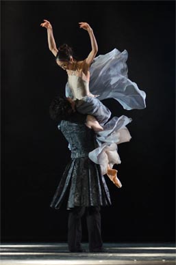 Hrvatsko narodno kazalište u Zagrebu: William Shakespeare / Leo Mujić, Hamlet, kor. i red. Leo Mujić, foto: © Novkovic