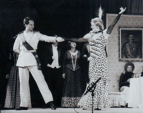 5. Mladen Mordej Vučković i Lukrecija Brešković; ZGK Komedija: Alfi Kabiljo, Milan Grgić, Car Franjo Josip u Zagrebu, red. Vlado Štefančić, kor. Sonja Kastl, 1989.