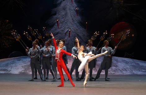 Akademski državni teatar Boljšoj, Moskva, Orašar, kor. Juri Grigorovič