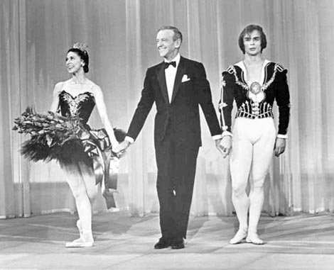 Margot Fonteyn, Fred Asteire i Rudolf Nurejev 1965. u američkom televizijskom showu The Hollywood Palace