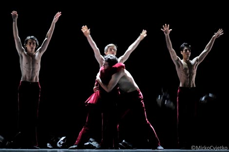 Suita, suita, suita, kor. Marc Geocke, foto: © Mirko Cvjetko