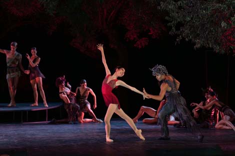 Hrvatsko narodno kazalište Split: Frédéric Chopin / Charles Gounod, Chopiniana i Valpurgina noć, kor. Denis Matvienko prema Leonidu Lavrovskom (Valpurgina noć)